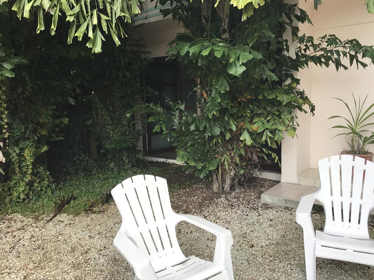 Art Deco Suites Cancun Exterior photo