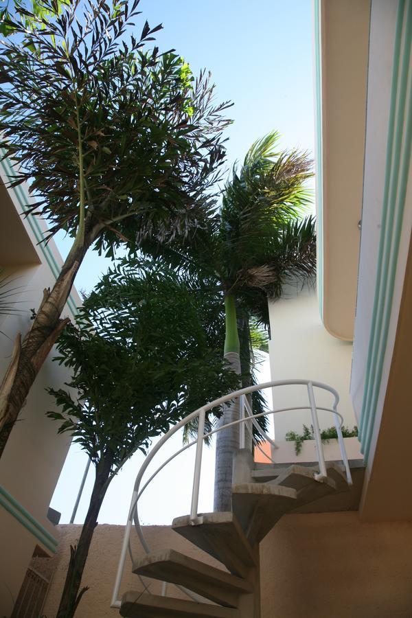 Art Deco Suites Cancun Exterior photo